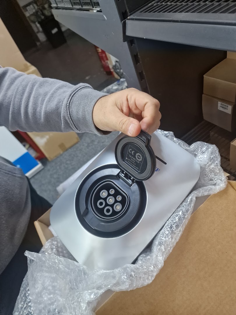 LEES Electricals — Photos 15