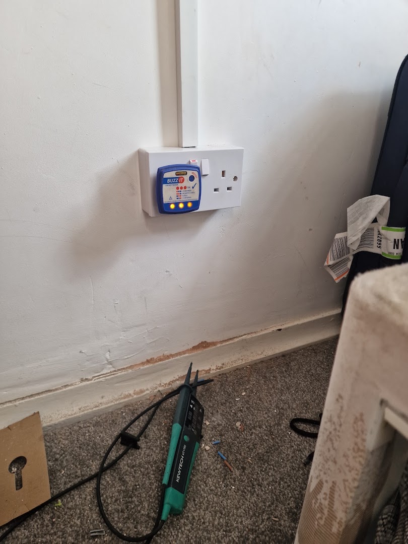 LEES Electricals — Photos 2
